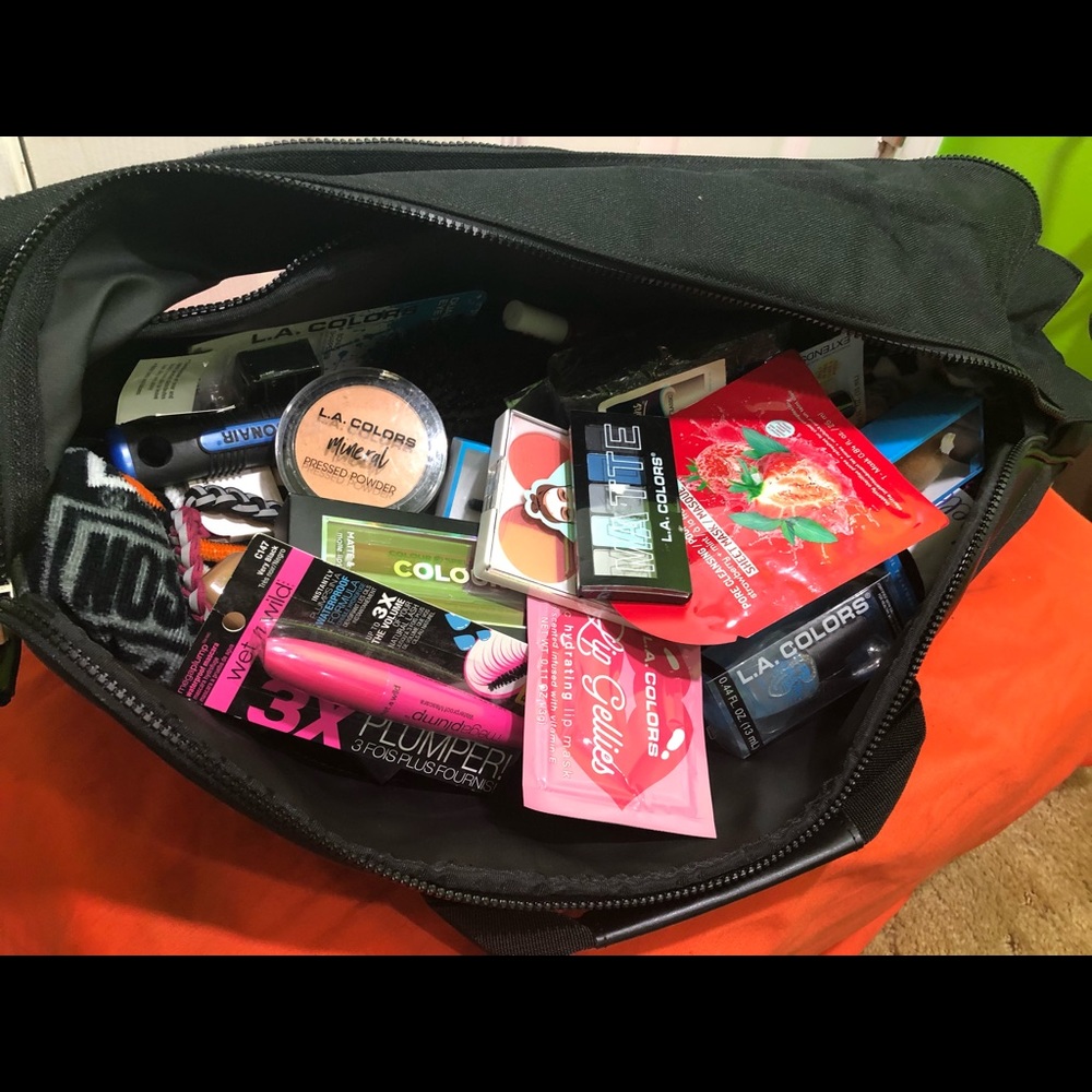 Black leather Harley Davidson bag